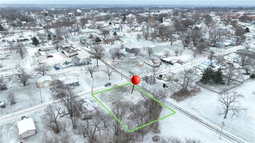 1803 Merrill St, Trenton, MO, 64683-1231 | Card Image