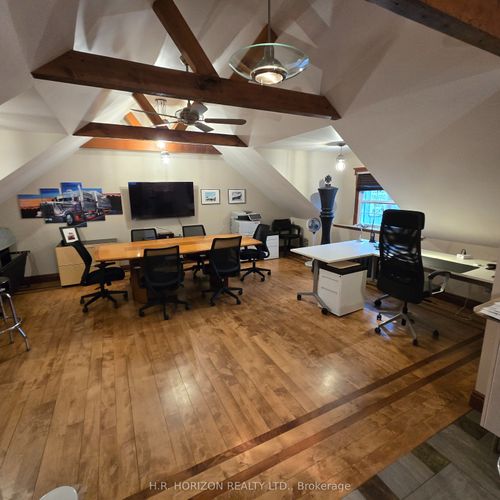 coach-house-202 Main Street, King, ON, L0G1T0 | Card Image