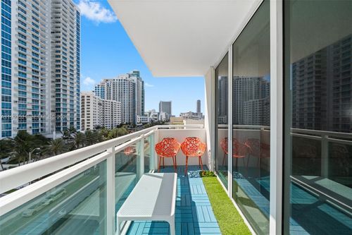 606-3000 S Ocean Dr, Hollywood, FL, 33019-2852 | Card Image