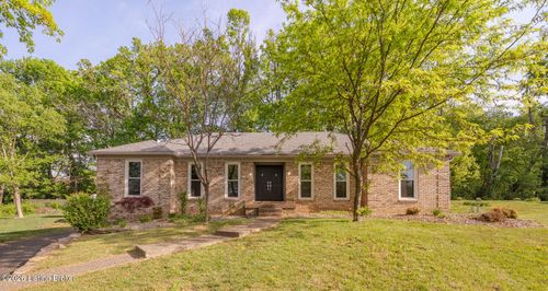 9003 Willowwood Way, Jeffersontown, KY, 40299 | Card Image