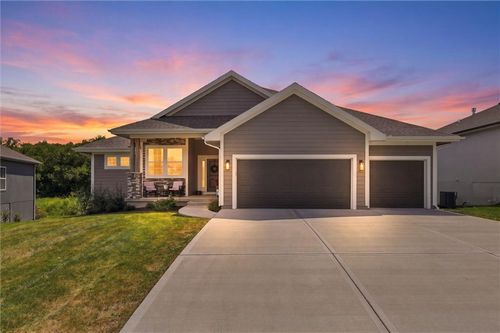 19367 W 114th Ter, Olathe, KS, 66061 | Card Image