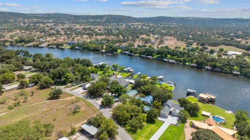 1940 Williams Lakeshore, Kingsland, TX, 78639-4072 | Card Image