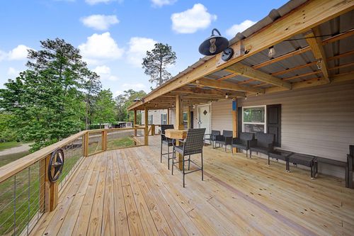 138 Woodpecker Dr, Brookeland, TX, 75931 | Card Image