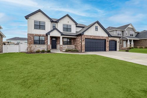 15903 Crimson Dr, Lockport, IL, 60441-4682 | Card Image
