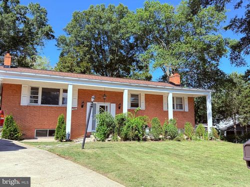 7100 Murphy Ct, TEMPLE HILLS, MD, 20748-5428 | Card Image
