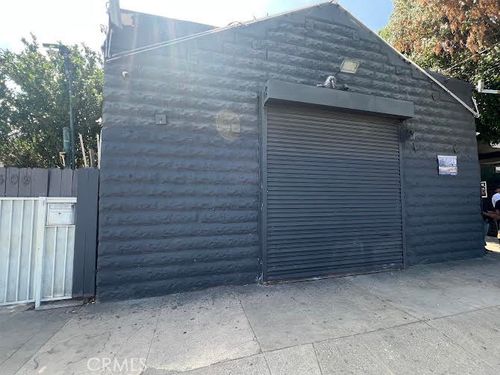 10605 Compton Ave, Los Angeles, CA, 90002 | Card Image