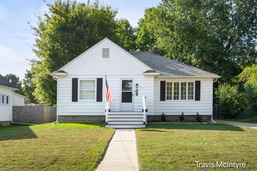 720 Bond St, Hastings, MI, 49058-2010 | Card Image