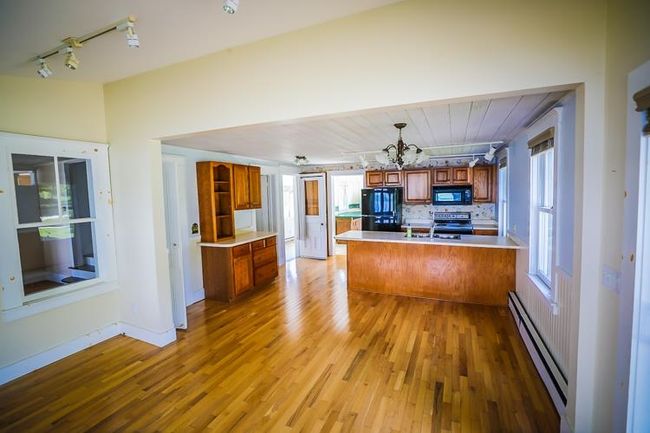 1227 E Shore Rd, House other with 3 bedrooms, 2 bathrooms and null parking in Isle La Motte VT | Image 5