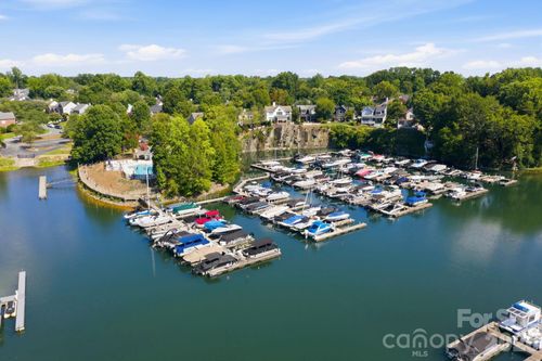19740 Valiant Way, Cornelius, NC, 28031-6363 | Card Image