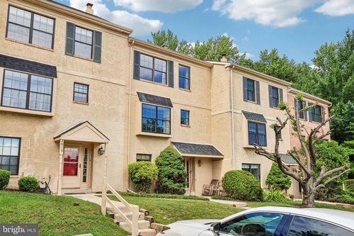 2011 Yorktown N, West Norriton, PA, 19403-3538 | Card Image
