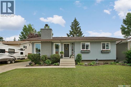 506 4th Ave N, Warman, SK, S0K4S1 | Card Image