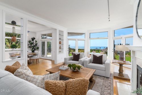 101 Rios Ct, Solana Beach, CA, 92075-1170 | Card Image