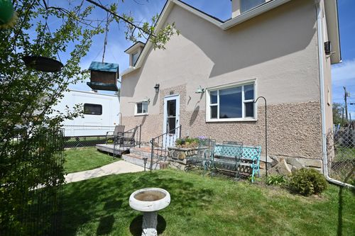 659 Sumner St, Sheridan, WY, 82801-5151 | Card Image