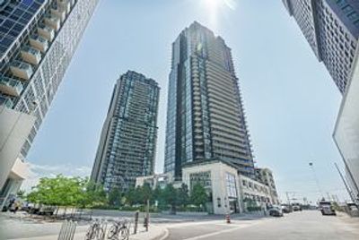 1607 - 2910 Highway 7, Condo with 1 bedrooms, 2 bathrooms and 1 parking in Vaughan ON | Image 1