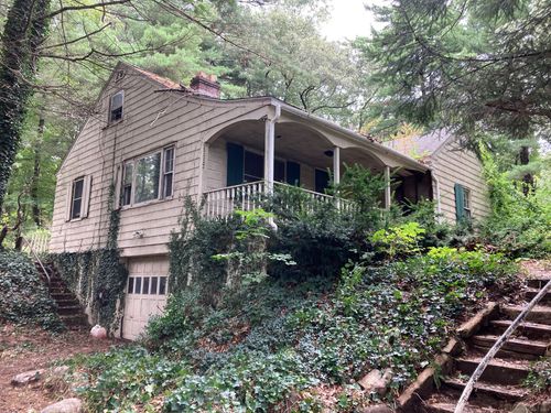537 Bushy Hill Rd, Simsbury, CT, 06070-2921 | Card Image