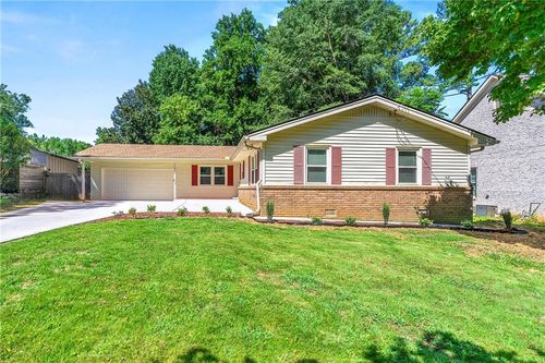 4192 N Shallowford Rd, Atlanta, GA, 30341-1223 | Card Image