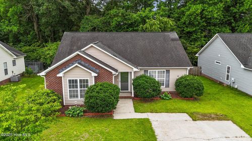 3858 Countryaire Dr, Ayden, NC, 28513-3040 | Card Image