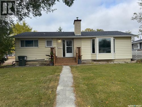 1811 91st St, North Battleford, SK, S9A0A6 | Card Image