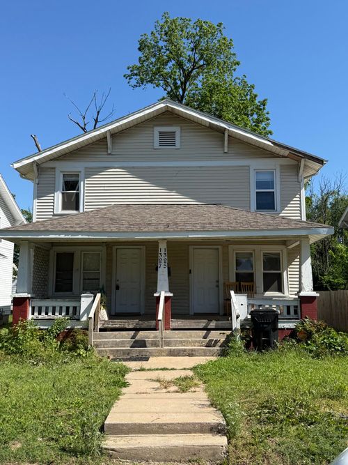 1325 W Mount Vernon St, Springfield, MO, 65806-1651 | Card Image