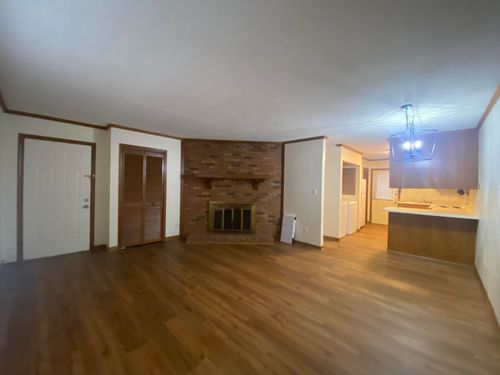 129 Clint Ct, spartanburg, SC, 29307-2548 | Card Image