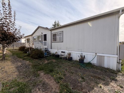 212 Nw Bree Dr, Winston, OR, 97496-7501 | Card Image
