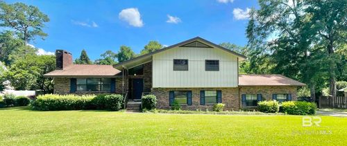 104 Fairway Dr, Brewton, AL, 36426-2906 | Card Image