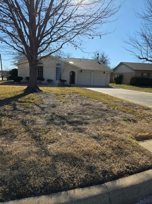 6572 Mccart Ave, Fort Worth, TX, 76133-5632 | Card Image