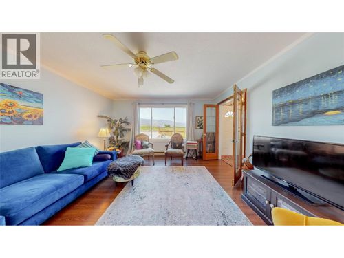 8901 92nd Ave, Osoyoos, BC, V0H1V2 | Card Image