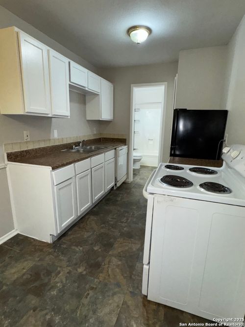 apt-2-7130 Glen Ter, San Antonio, TX, 78239-3482 | Card Image