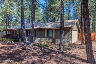 6610 Hackamore Lane, House other with 2 bedrooms, 2 bathrooms and null parking in Pinetop AZ | Image 3