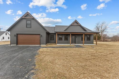 3-84 East Olive Street, Grand Isle, VT, 05458 | Card Image