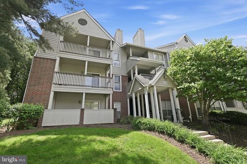 823-12155 Penderview Ter, FAIRFAX, VA, 22033-4748 | Card Image