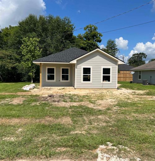 270 Railroad St, Sour Lake, TX, 77659-5501 | Card Image