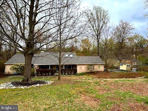 180 Foxcatcher Ln, MEDIA, PA, 19063-1104 | Card Image