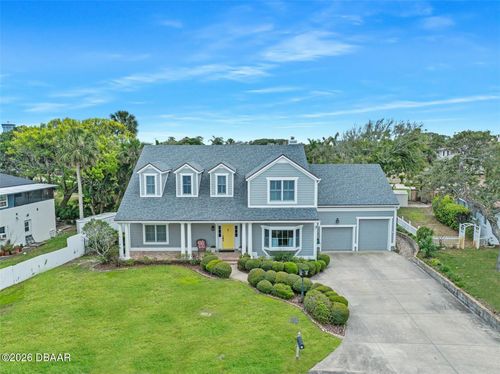 2 Hickory Ln, Daytona Beach, FL, 32118-5409 | Card Image