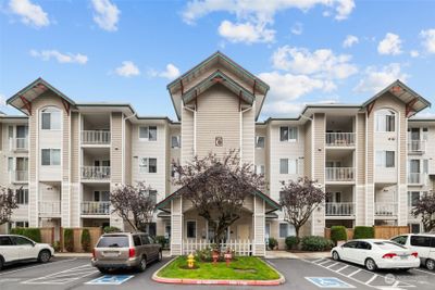 C206 - 13301 Se 79th Place, Condo with 2 bedrooms, 1 bathrooms and 1 parking in Newcastle WA | Image 1