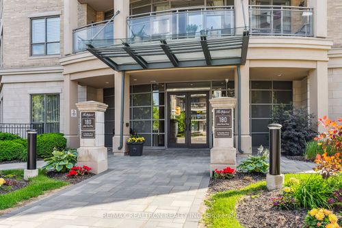 332-180 John Way West, Aurora, ON, L4G0R3 | Card Image