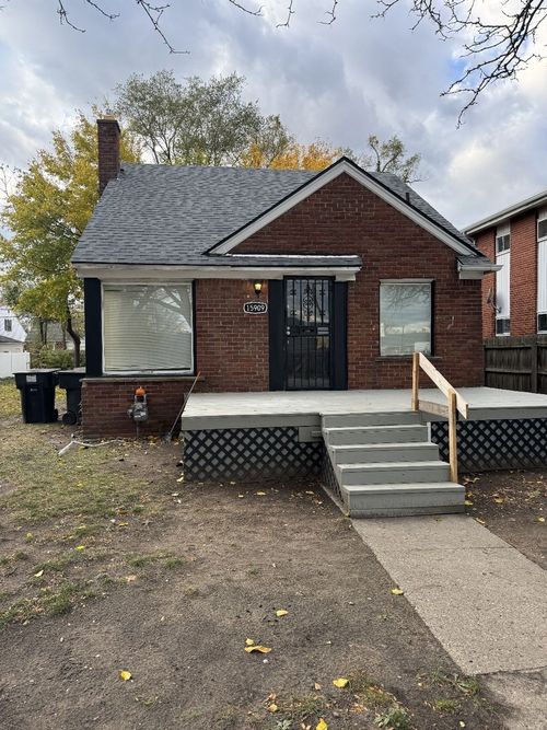 15909 Hubbell St, Detroit, MI, 48227-2985 | Card Image