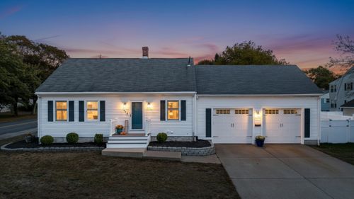 469 Cilley Rd, Manchester, NH, 03103-4552 | Card Image