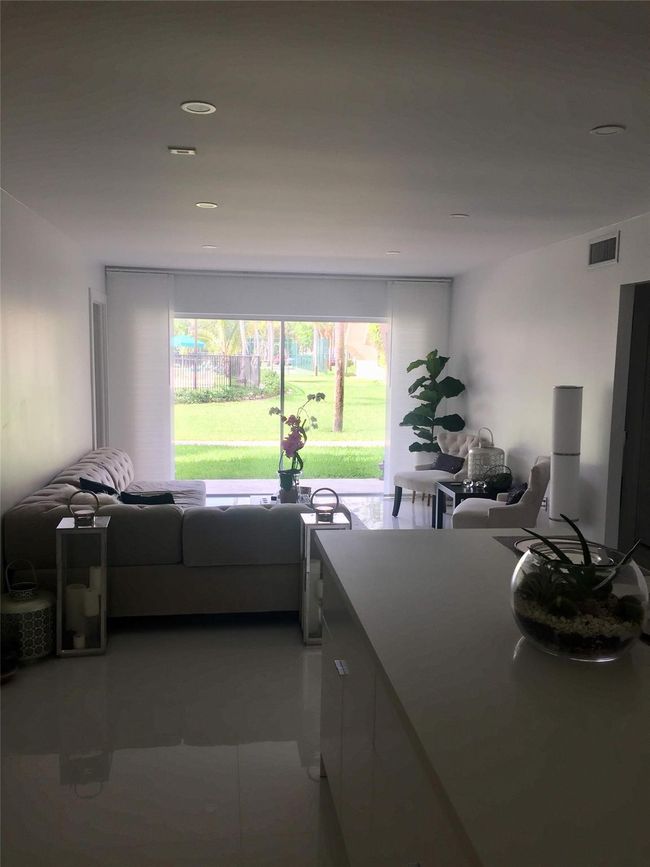 APT-114 - 8277 Sw 128 Th St, Condo with 3 bedrooms, 2 bathrooms and null parking in Pinecrest FL | Image 7
