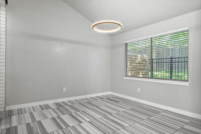 9433 Singing Quail Dr, Condo with 3 bedrooms, 2 bathrooms and 2 parking in Austin TX | Image 16