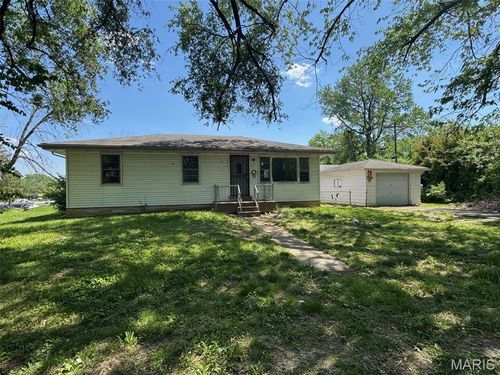 9984 Duke Dr, Saint Louis, MO, 63136-5461 | Card Image