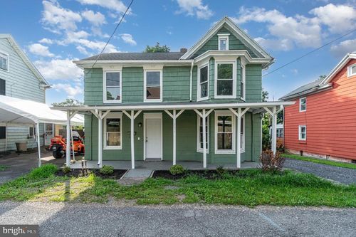 226 N Market St, DUNCANNON, PA, 17020-1331 | Card Image