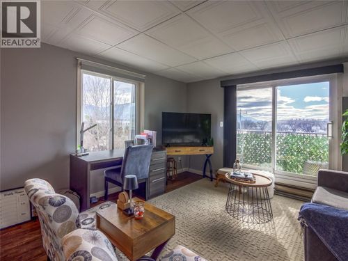 301-922 Dynes Ave, Penticton, BC, V2A1E8 | Card Image