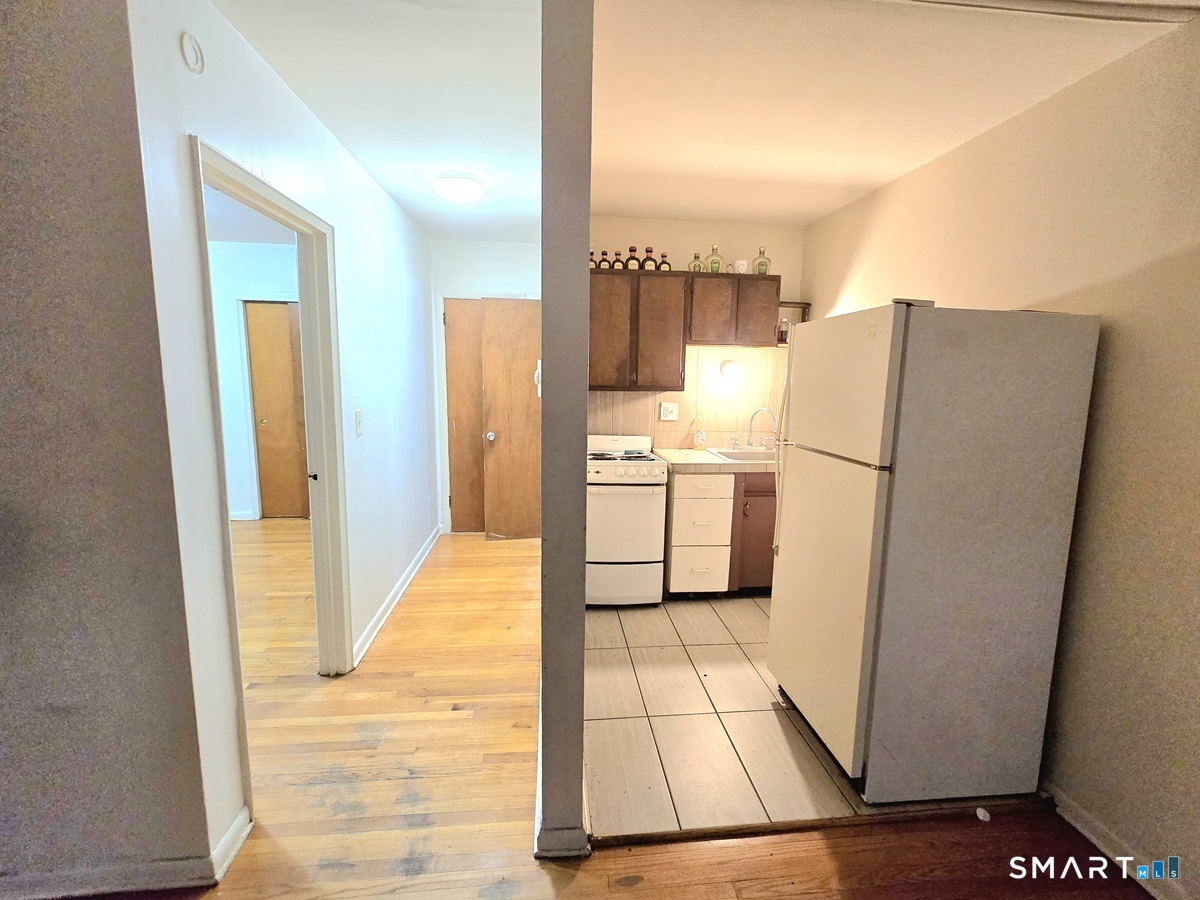 Residential Lease in East Hartford 4
