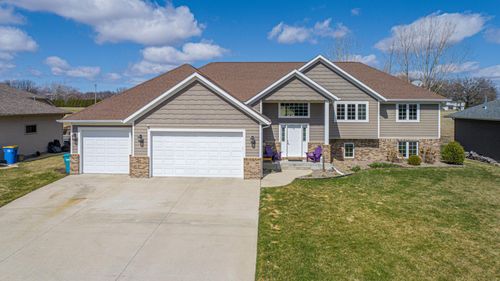 1680 Wood Duck Ln, Owatonna, MN, 55060-6302 | Card Image