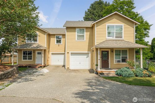 9323 4th Ave W, Everett, WA, 98204-7132 | Card Image