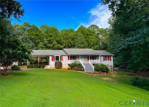 2530 Great Creek Dr, La Crosse, VA, 23950-2933 | Card Image