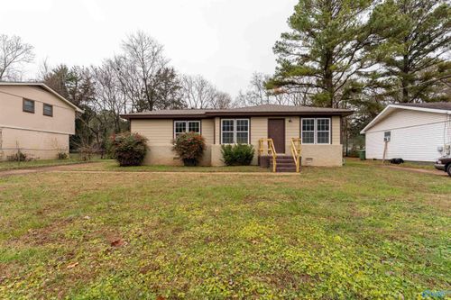 3708 Valleydale Rd Nw, Huntsville, AL, 35810-1734 | Card Image