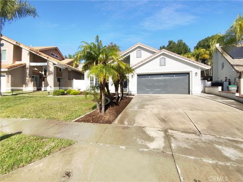 3303 Deaver Dr, Corona, CA, 92882-8791 | Card Image